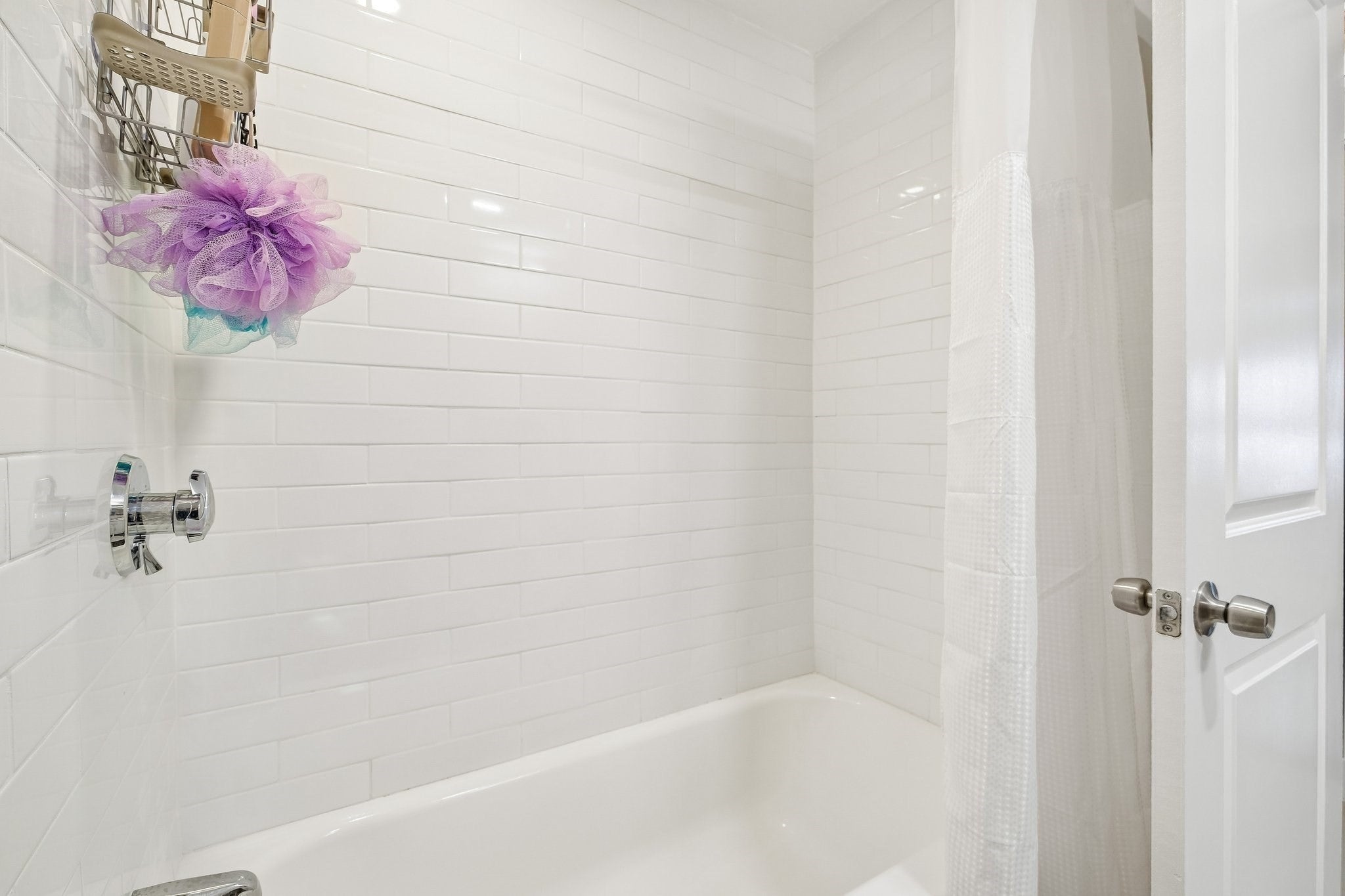 141 Hale St #2, Beverly, MA, 141 Hale St #2, Beverly, MA Photo #16