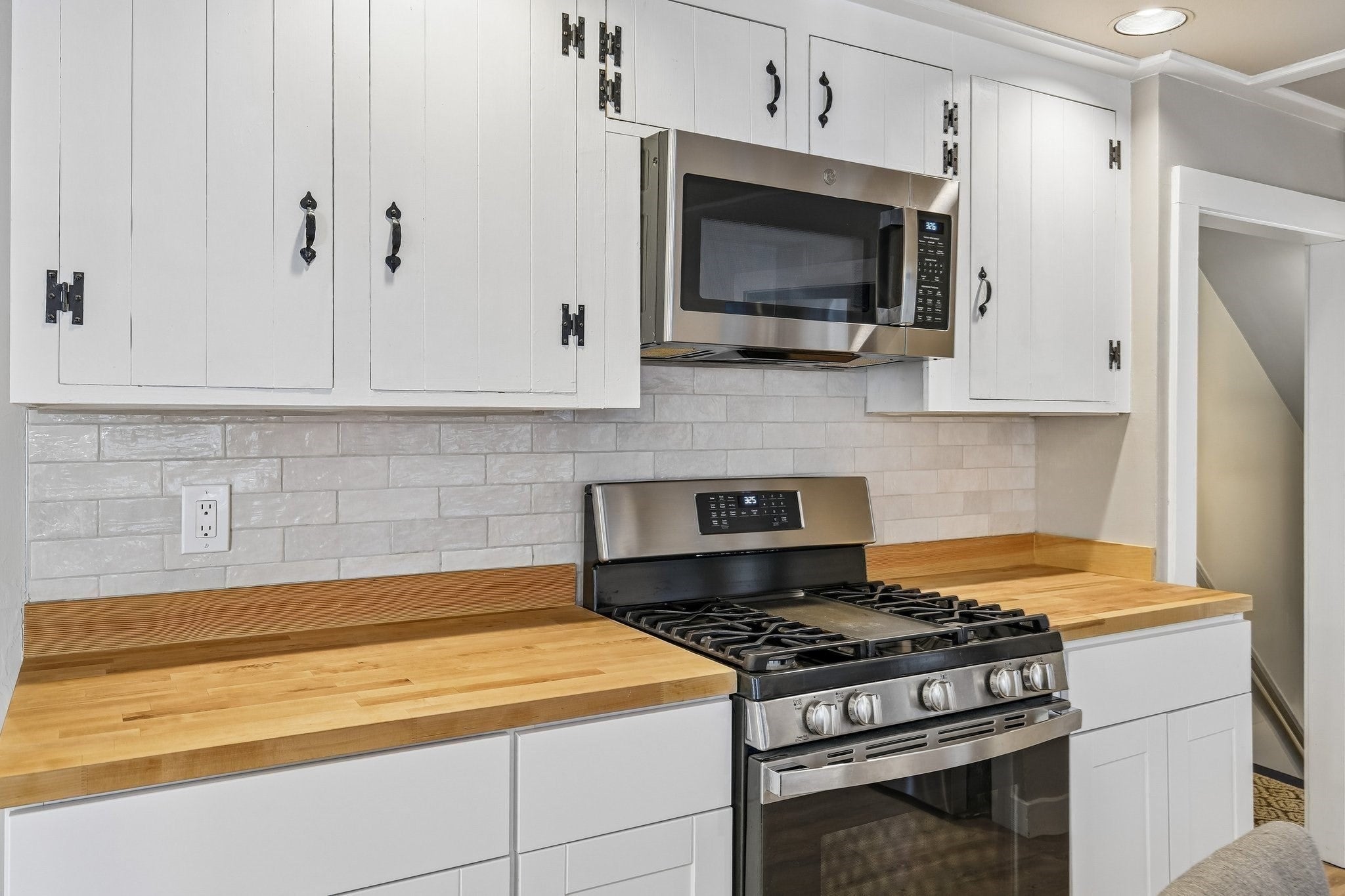 141 Hale St #2, Beverly, MA, 141 Hale St #2, Beverly, MA Photo #7