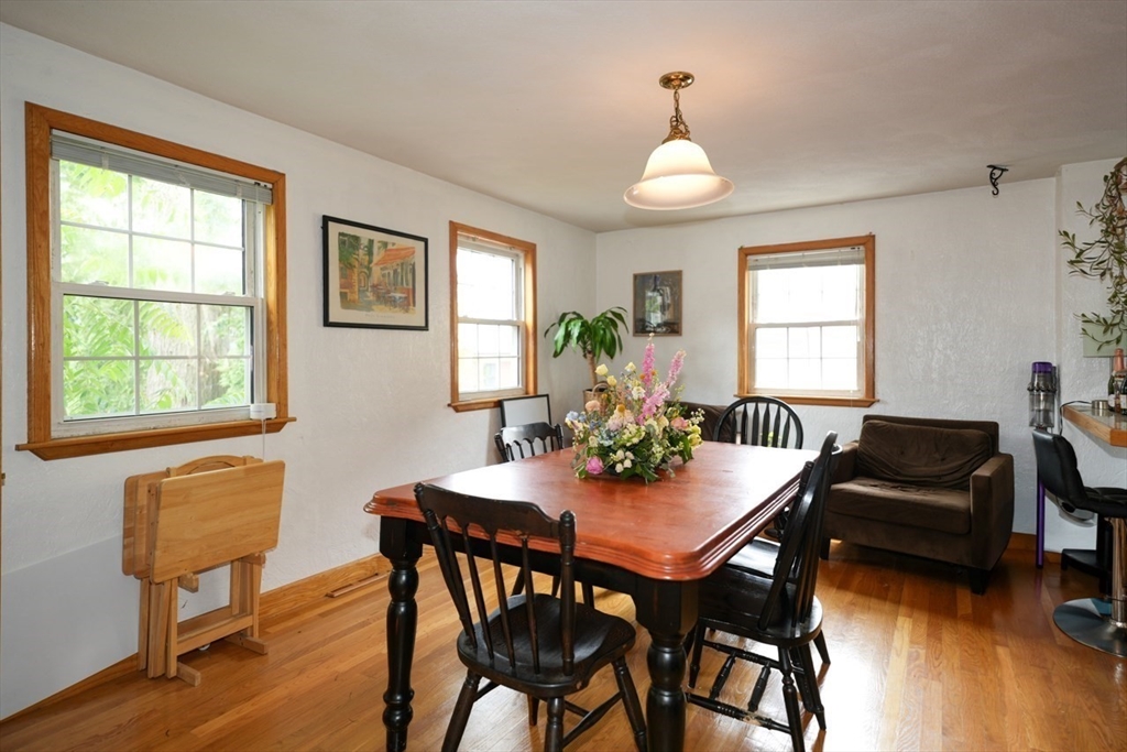 16 Summit Ave