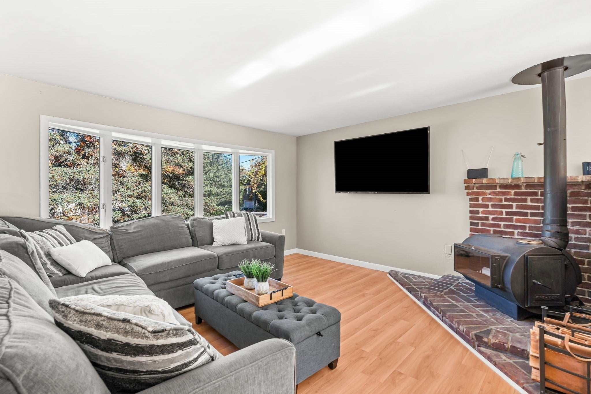 10 Garden Brook Rd