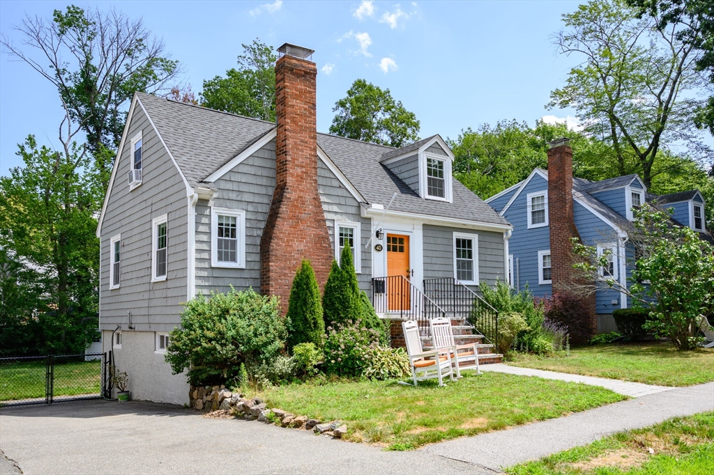 40 Lyman Rd