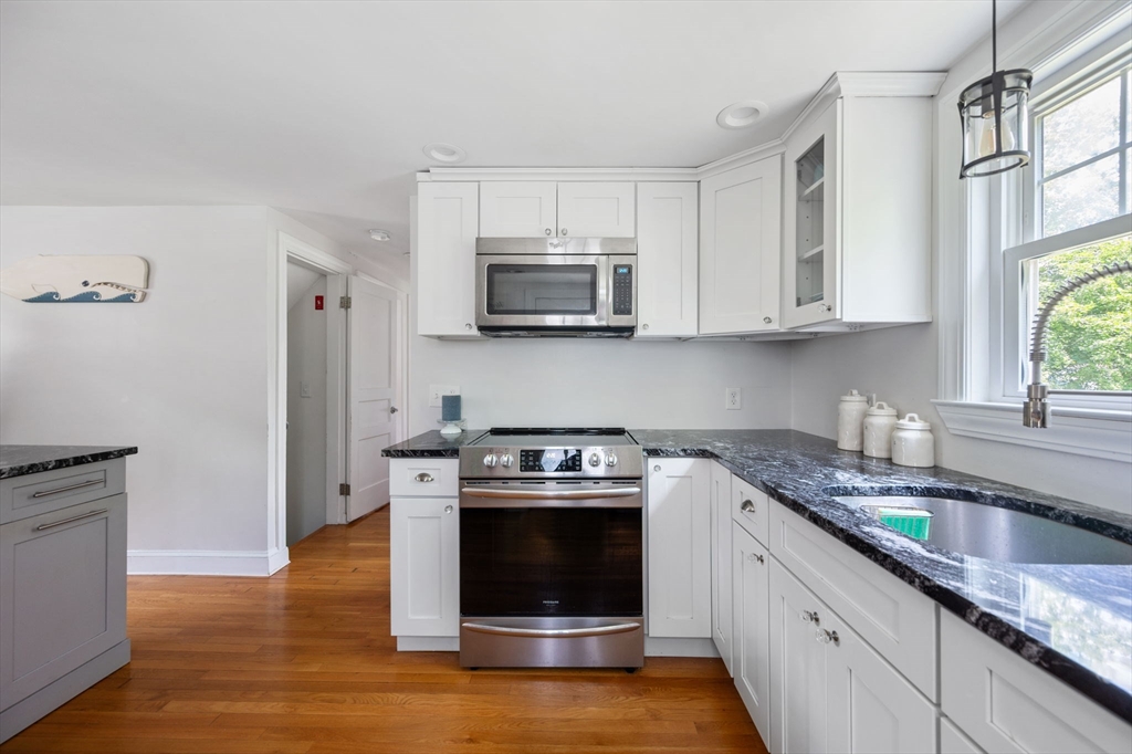 40 Lyman Rd