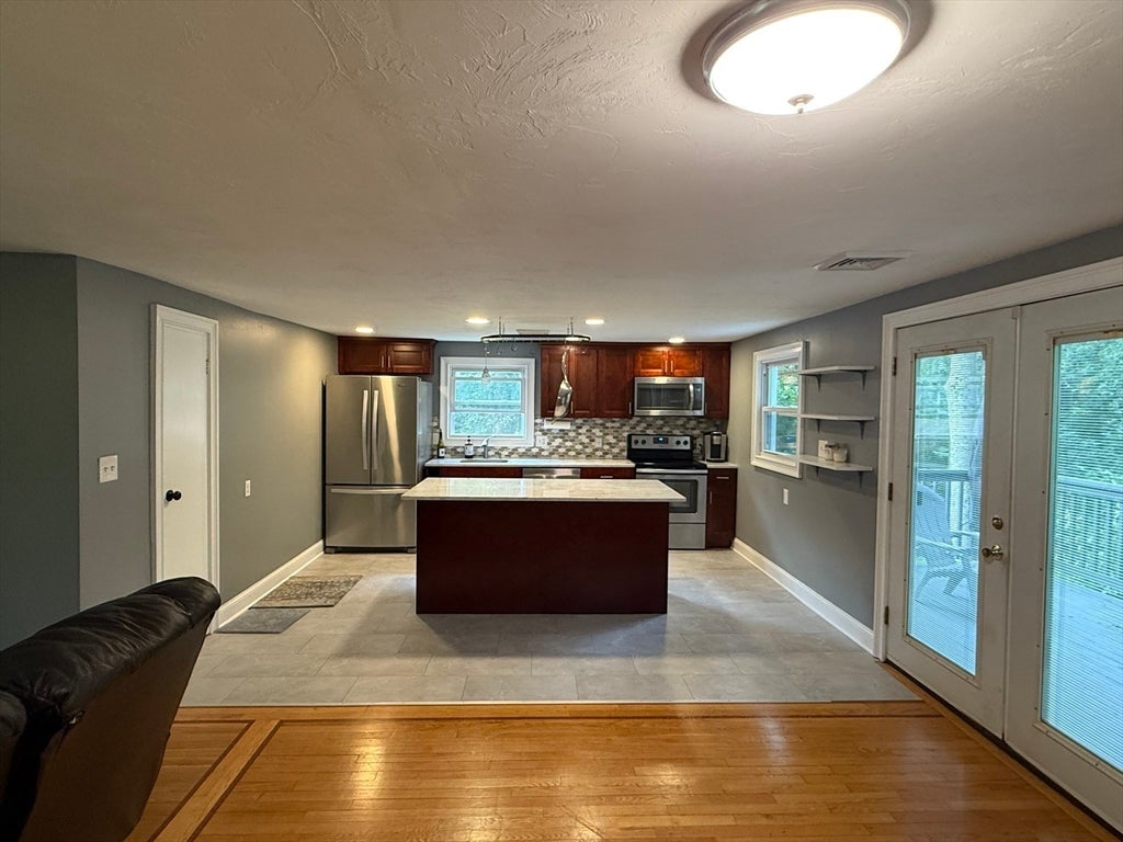 62 Piehl Ave, Worcester, MA, 62 Piehl Ave, Worcester, MA Photo #6