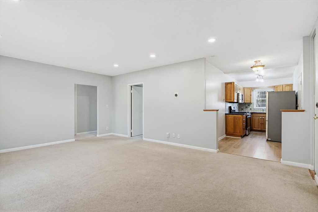 128 Lake Shore Rd. 1