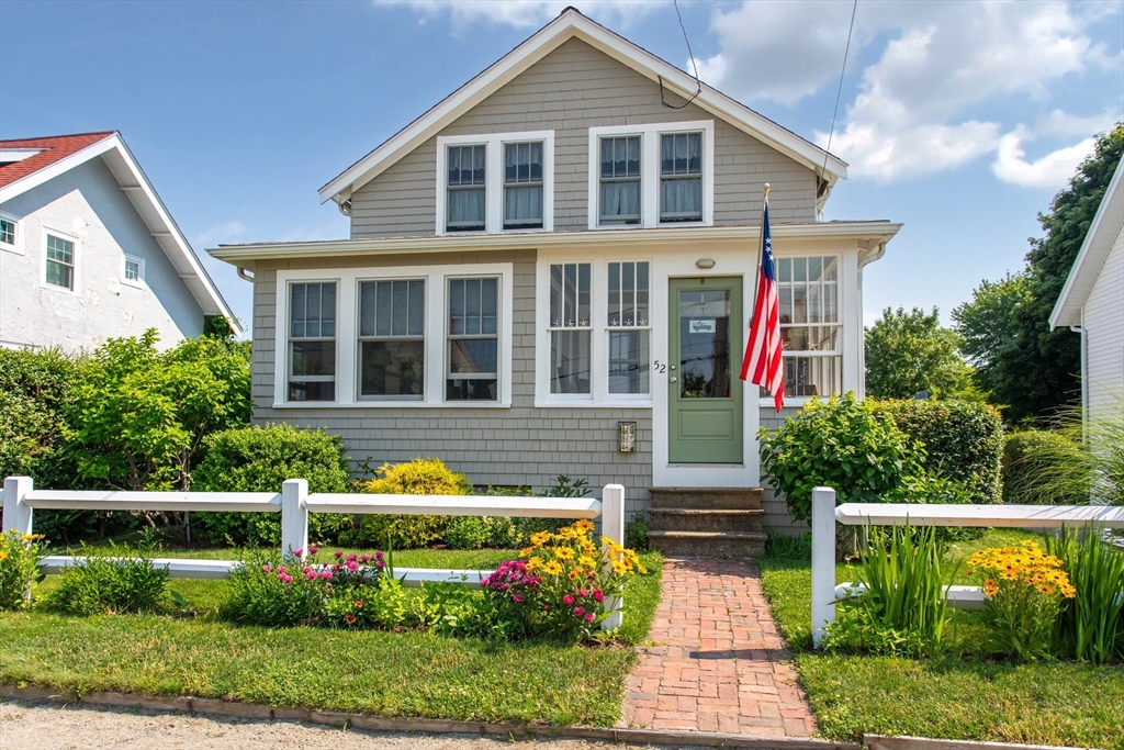 52 Wachusett Rd
