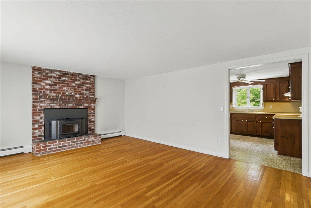 198 Homestead Ave