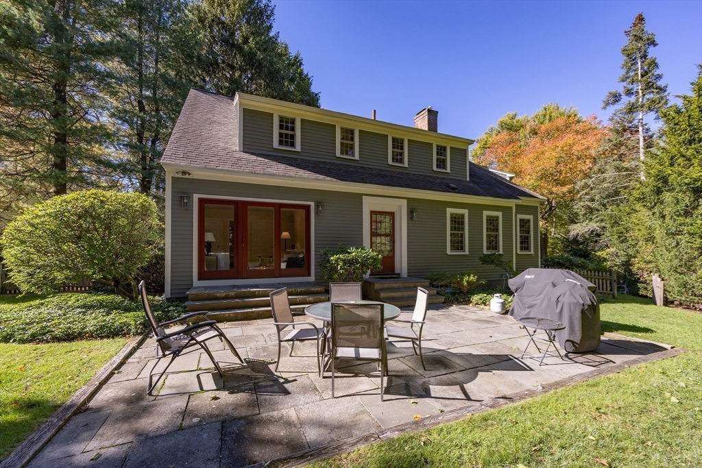 28 Clovelly