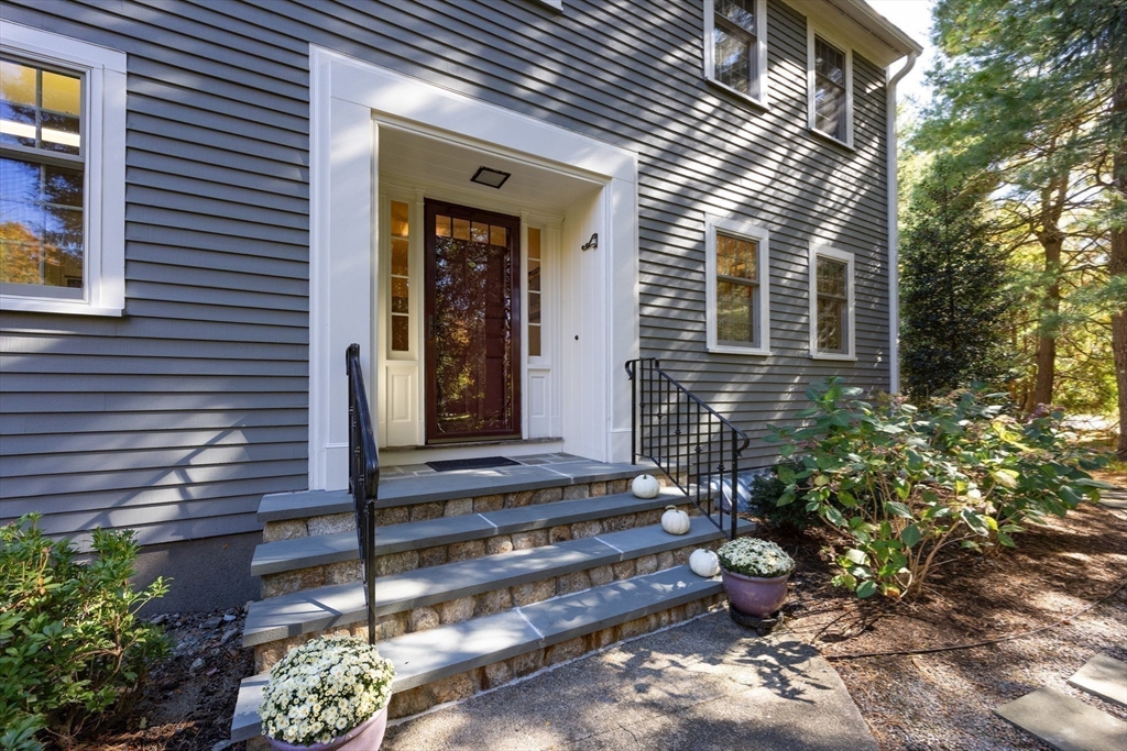 28 Clovelly