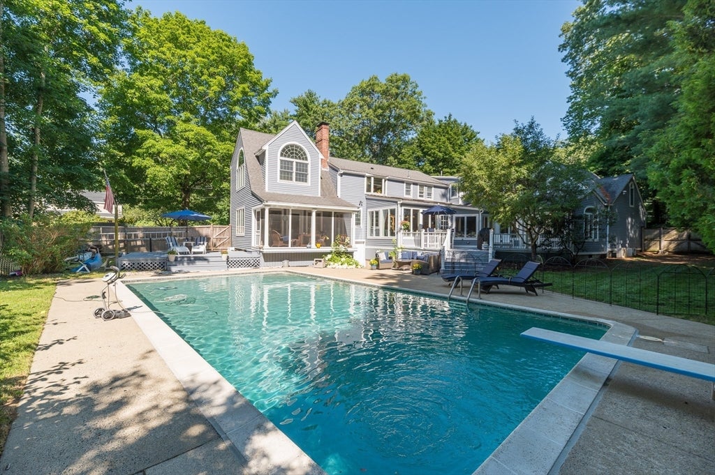 2 Horseshoe Lane, Hamilton, MA, 2 Horseshoe Lane, Hamilton, MA Photo #3