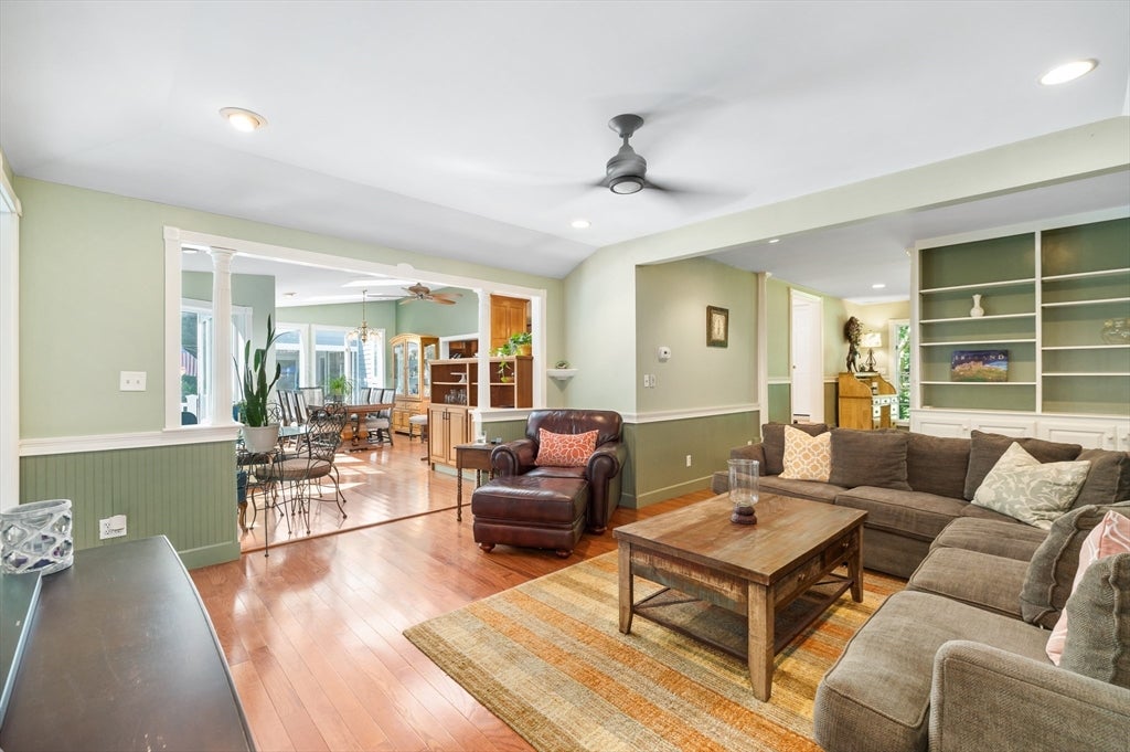 2 Horseshoe Lane, Hamilton, MA, 2 Horseshoe Lane, Hamilton, MA Photo #18