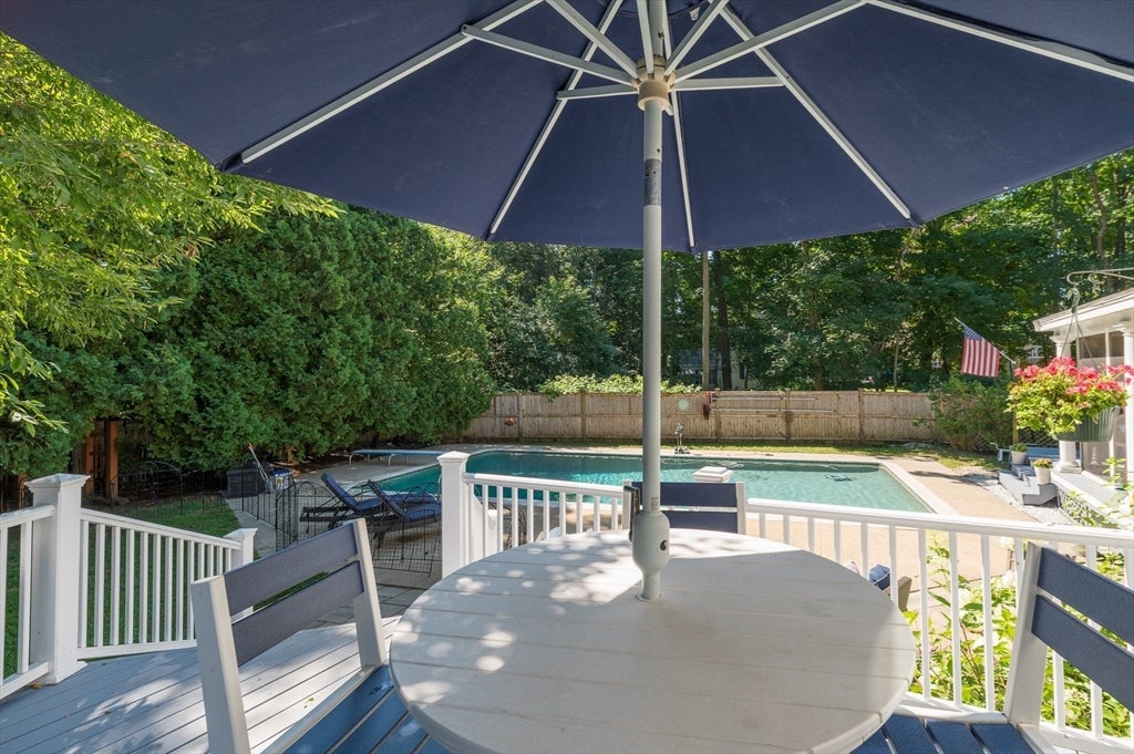 2 Horseshoe Lane, Hamilton, MA, 2 Horseshoe Lane, Hamilton, MA Photo #8