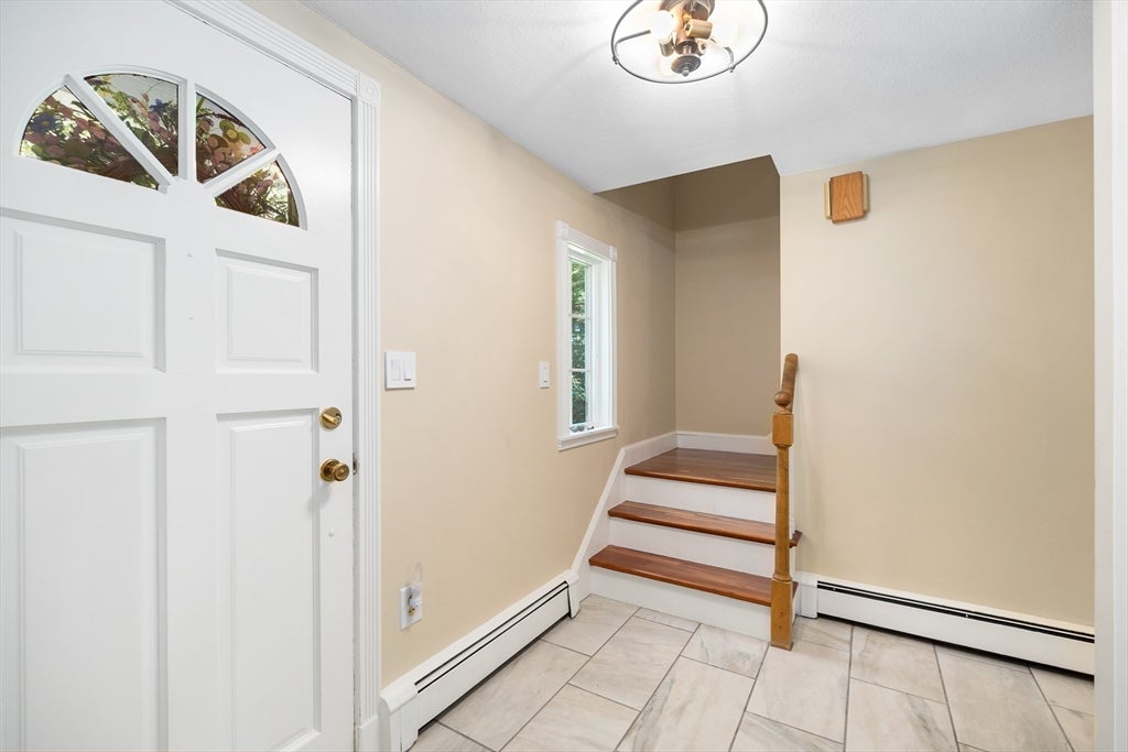 2 Horseshoe Lane, Hamilton, MA, 2 Horseshoe Lane, Hamilton, MA Photo #11