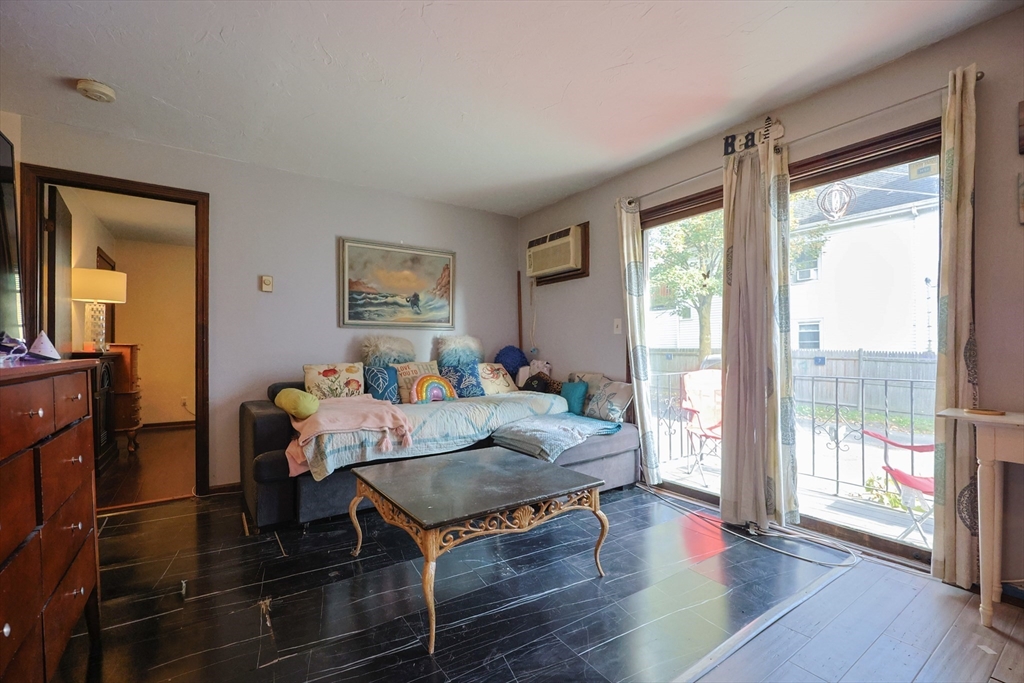 45 Cottage St. 3