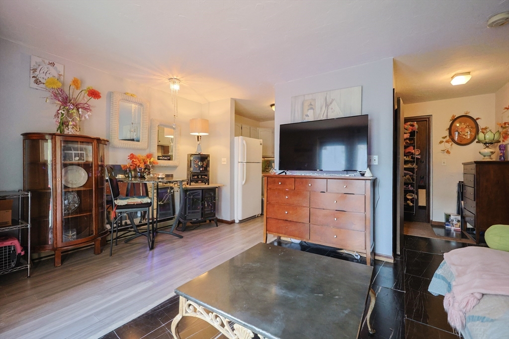 45 Cottage St. 3