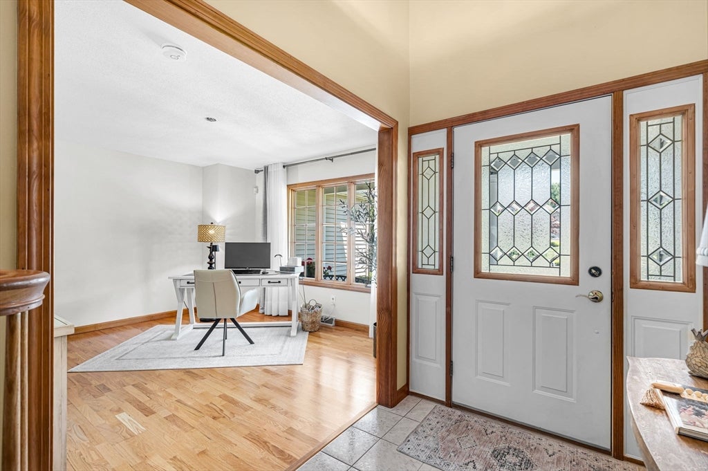 185 Clearwater Cir, Ludlow, MA Photo #3