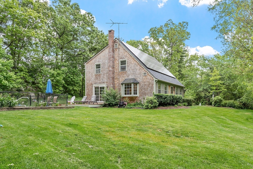 56 Chapin St