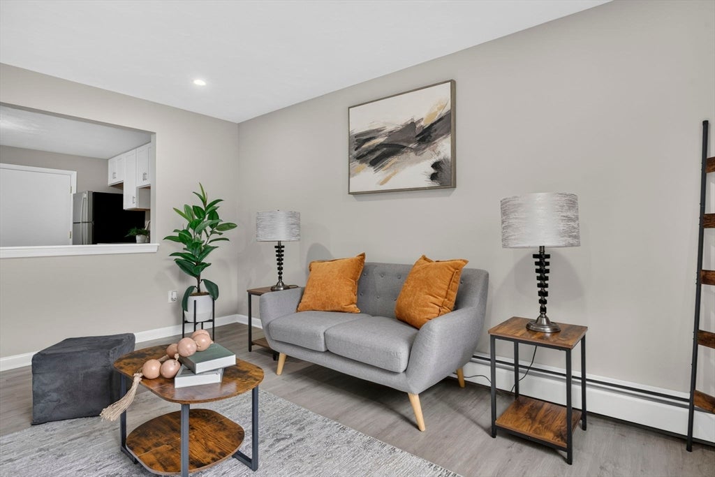 924 Main St #23, Woburn, MA, 924 Main St #23, Woburn, MA Photo #3
