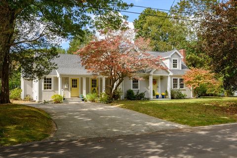 2 Hoover Road Hingham MA 02043