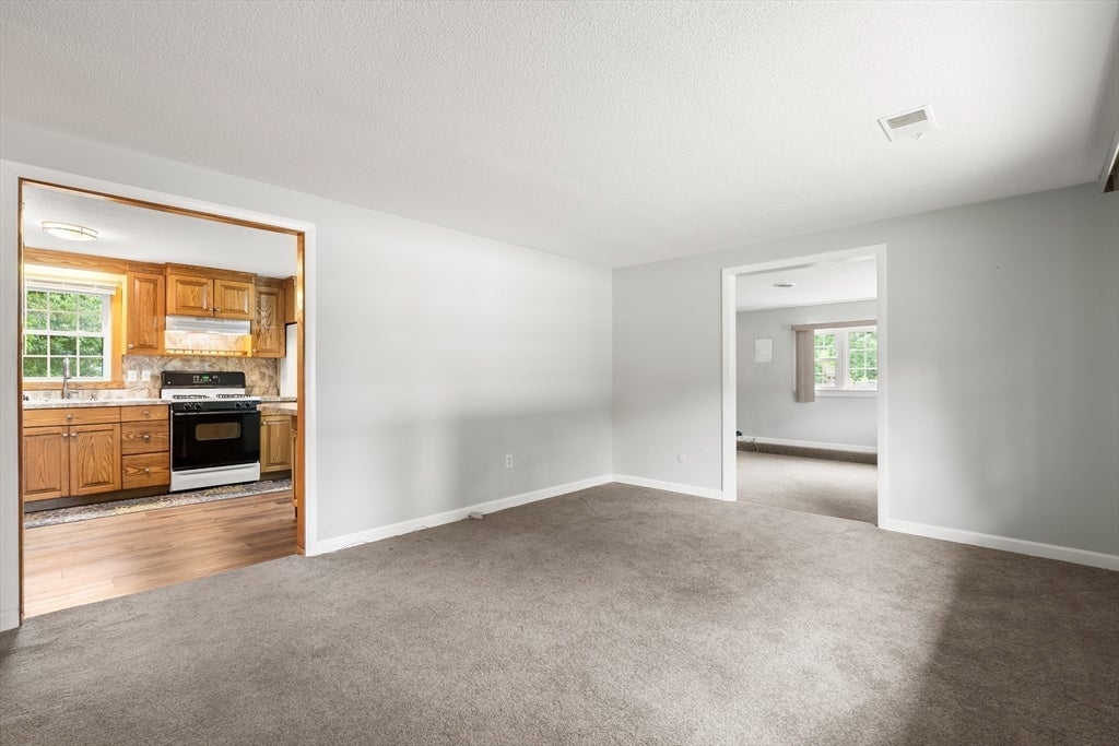 26 Cromesett Road, Wareham, MA, 26 Cromesett Road, Wareham, MA Photo #17