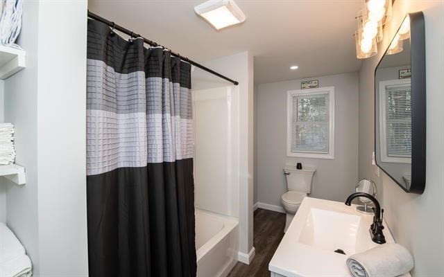 Kingston, New Hampshire 03848, United States, 3 Bedrooms Bedrooms, ,2 BathroomsBathrooms,Residential,Active,176759