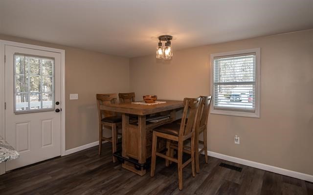 Kingston, New Hampshire 03848, United States, 3 Bedrooms Bedrooms, ,2 BathroomsBathrooms,Residential,Active,176759