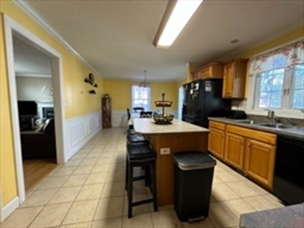37 Champlain Ave