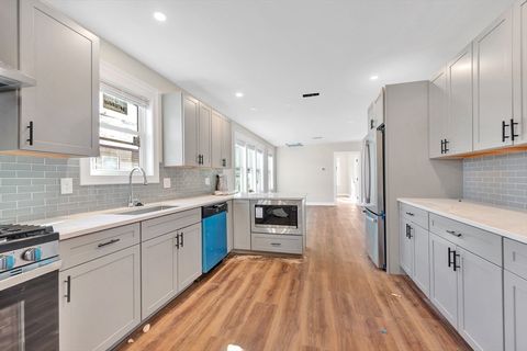 Photo of 55-57 Bailey Road #2, Somerville, MA 02145 (MLS # 73474785)