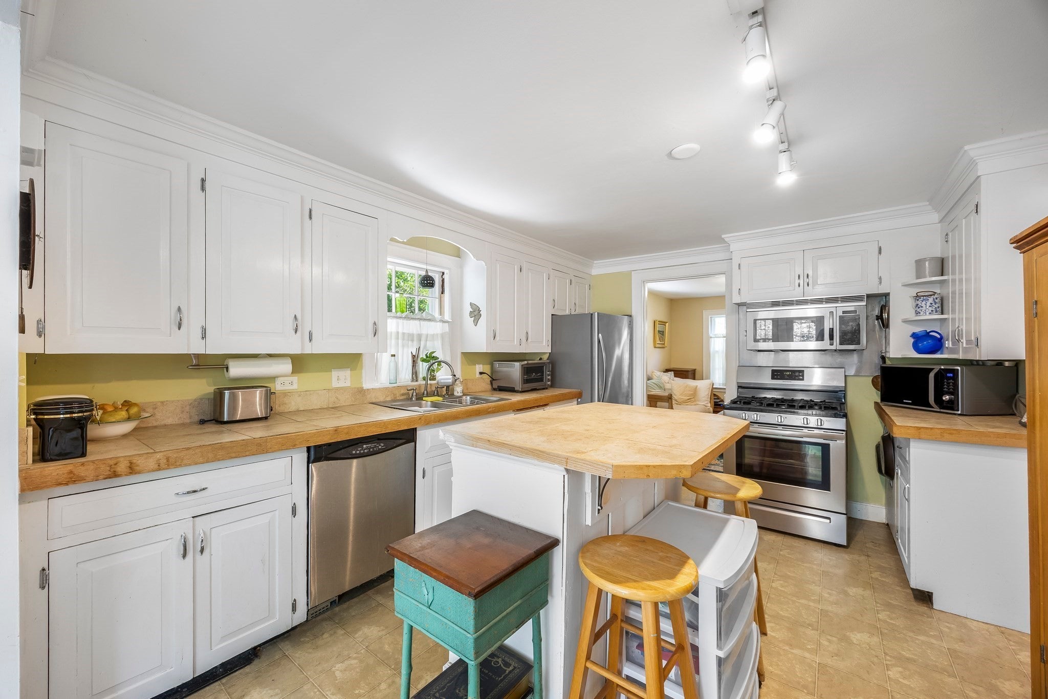 12 Rolfes Ln, Newbury, MA Photo #15