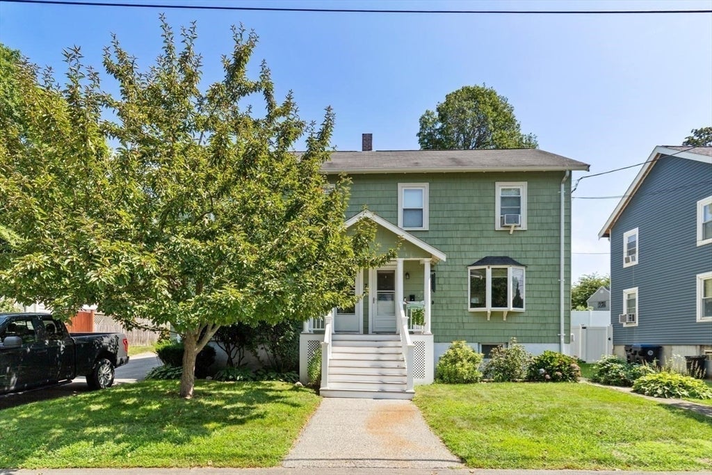 7 Lawrence St #B, Beverly, MA, 7 Lawrence St #B, Beverly, MA Photo #2