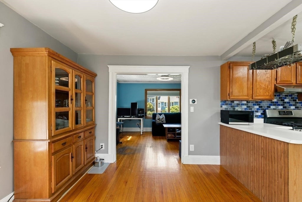 7 Lawrence St #B, Beverly, MA, 7 Lawrence St #B, Beverly, MA Photo #7