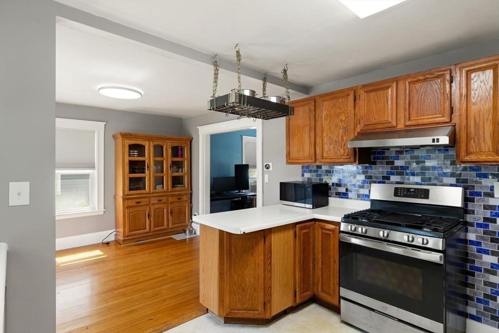 7 Lawrence St #B, Beverly, MA, 7 Lawrence St #B, Beverly, MA Photo #13