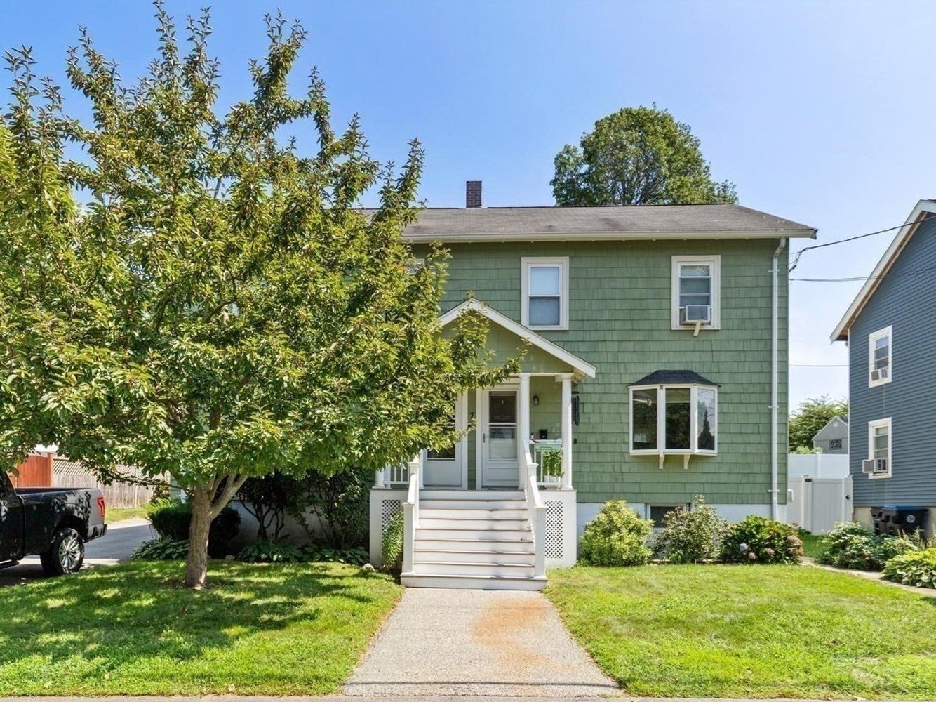 7 Lawrence St