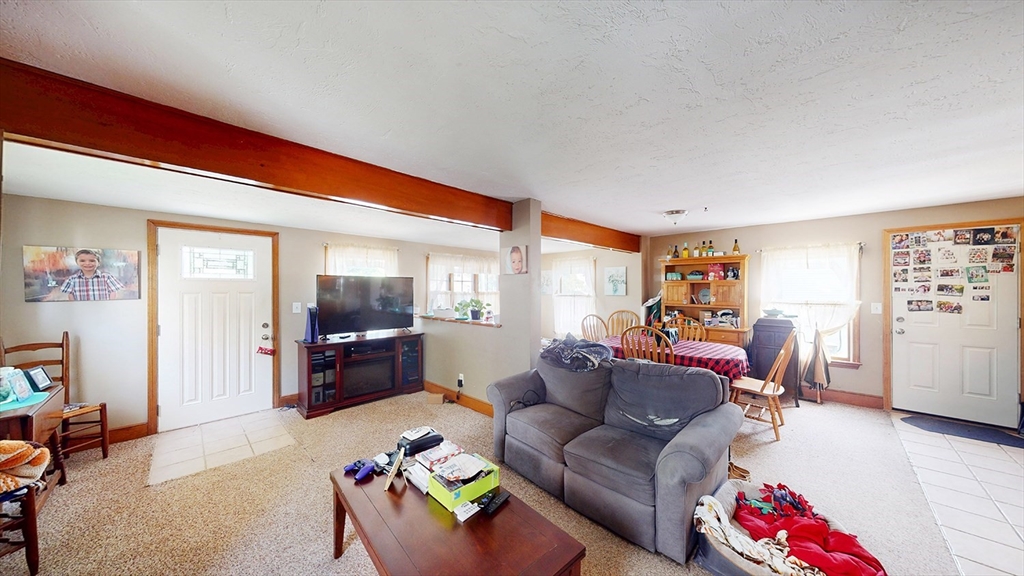 34 Trenton Rd