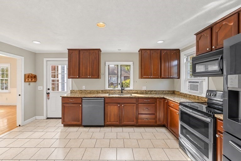 24 Foley St, Attleboro, MA, 24 Foley St, Attleboro, MA Photo #5