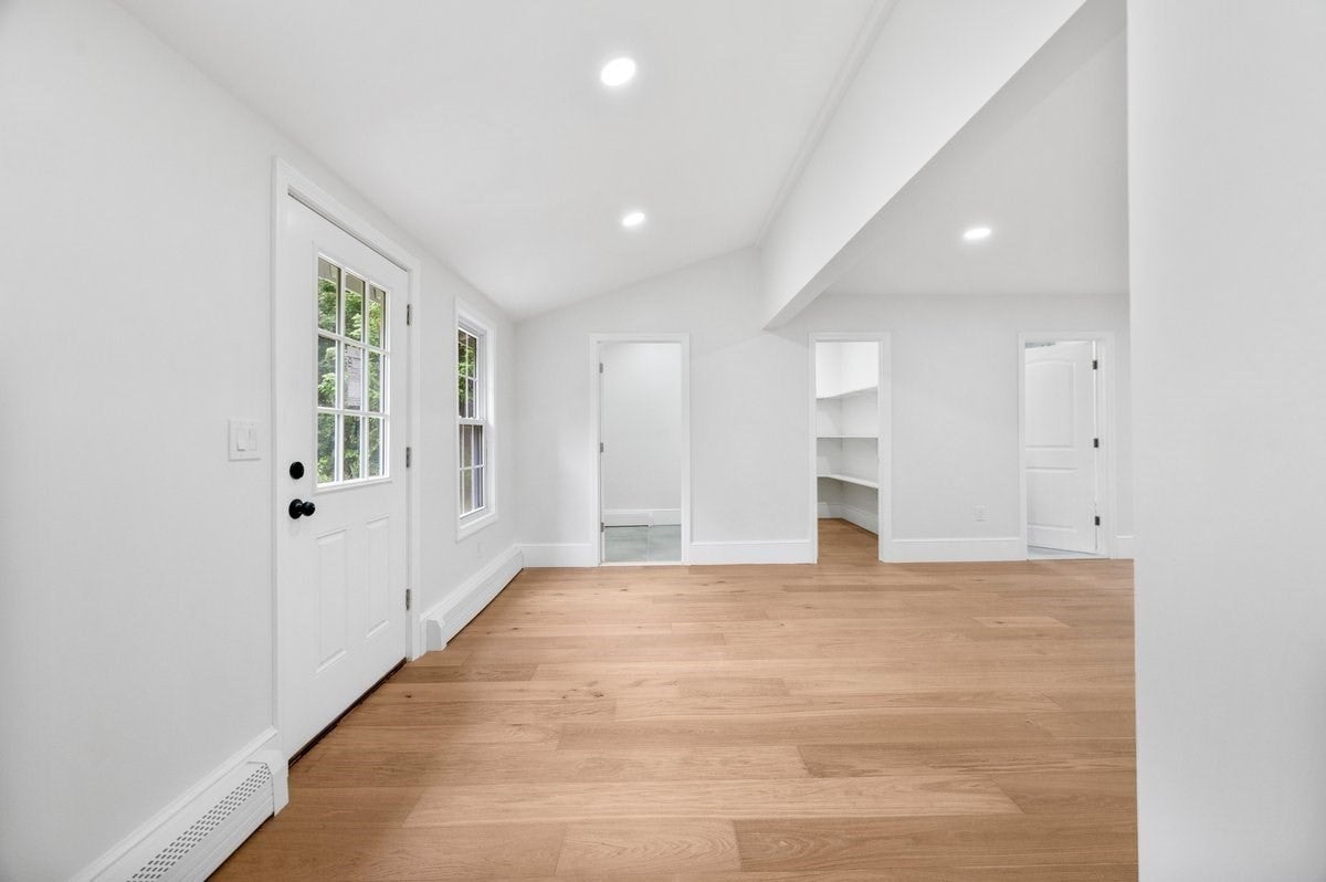 1020 Russell Rd, Westfield, MA, 1020 Russell Rd, Westfield, MA Photo #16
