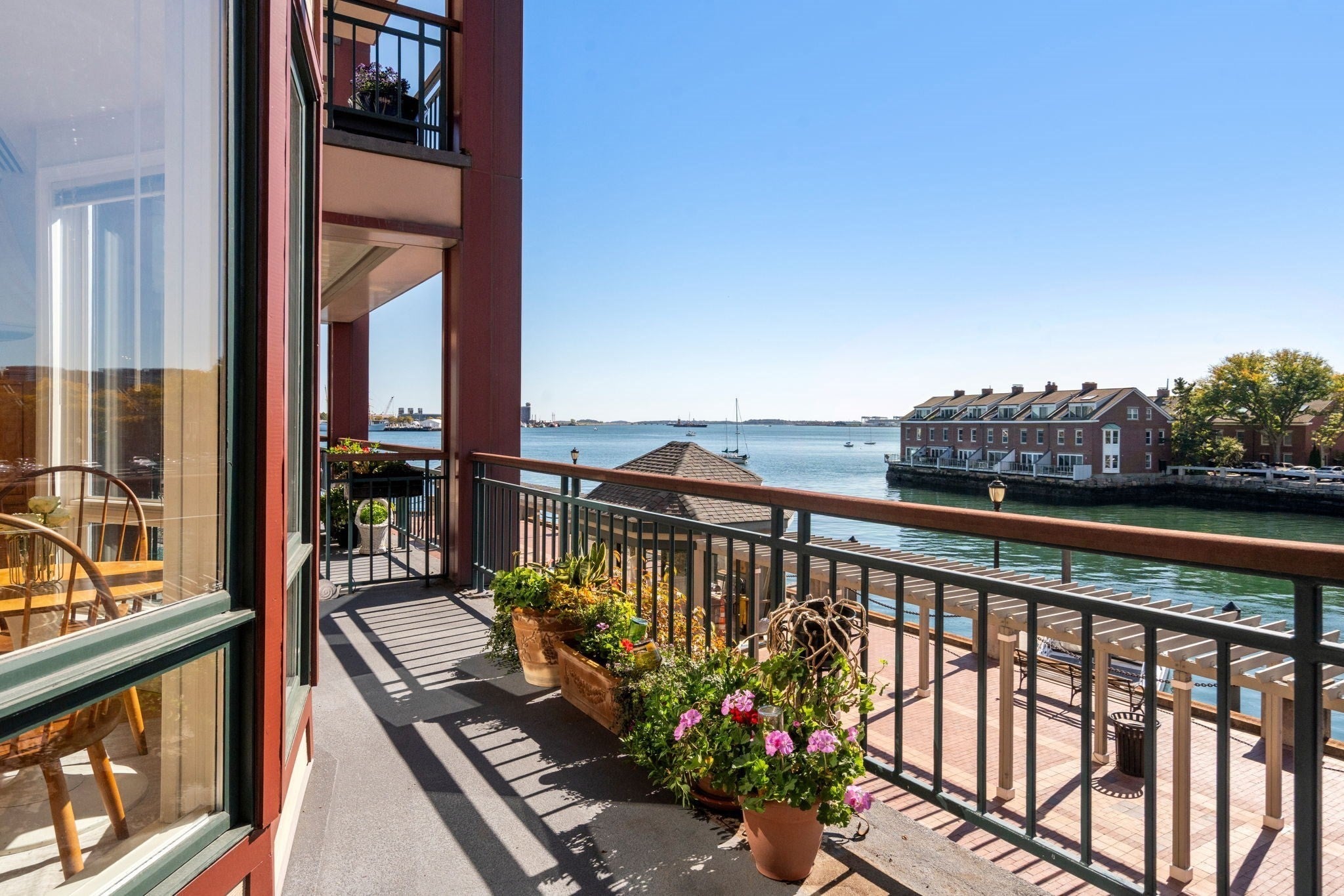 40 Battery St 202