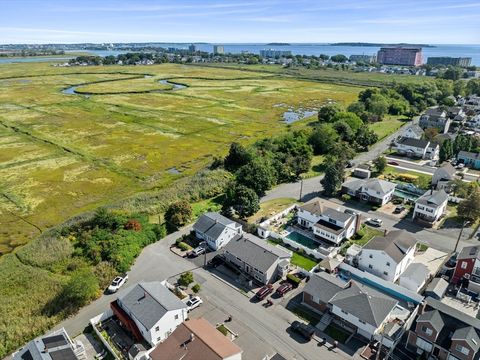 95 Bates St Revere MA 02151