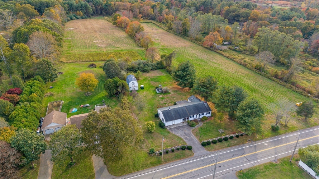 390 Old Fall River Rd