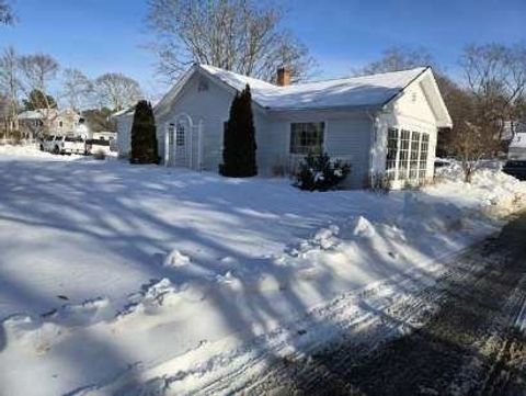 Photo of 927-935 Ma-6a, Yarmouth, MA 02675 (MLS # 73484136)