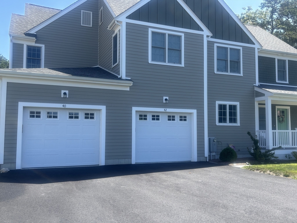 40 Drum Dr 40
