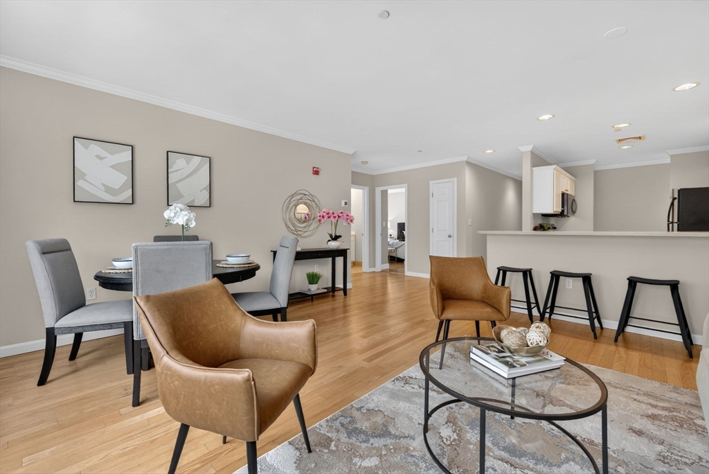 974 Main St 23