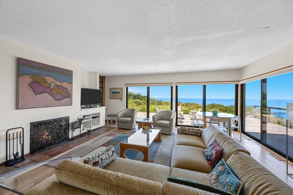 47 Fisherman's Rd
