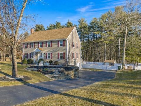 Photo of 49 Windsor Ln, North Andover, MA 01845 (MLS # 73478499)