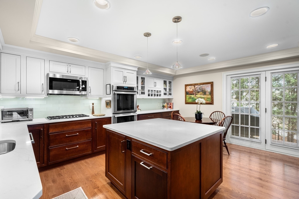 336 Boylston St 104