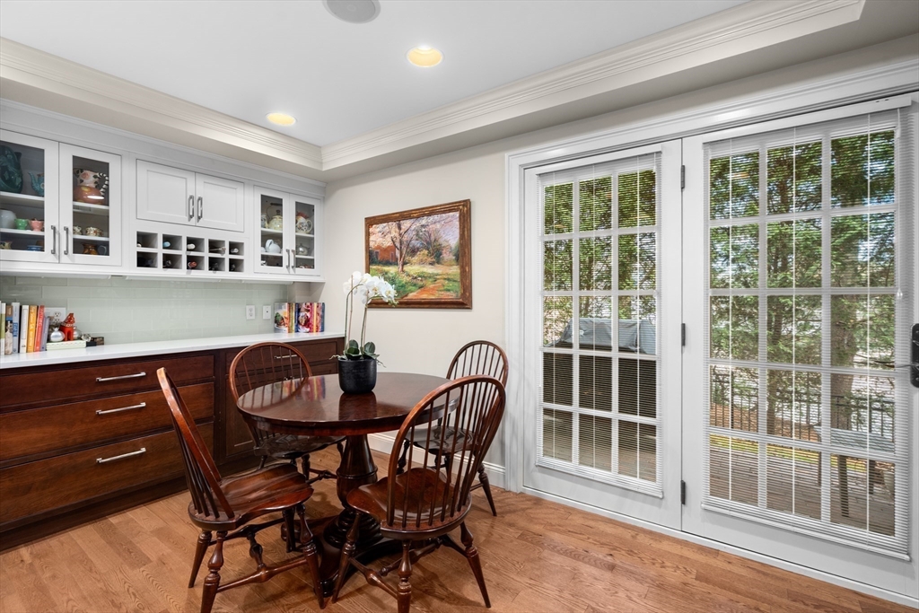 336 Boylston St 104
