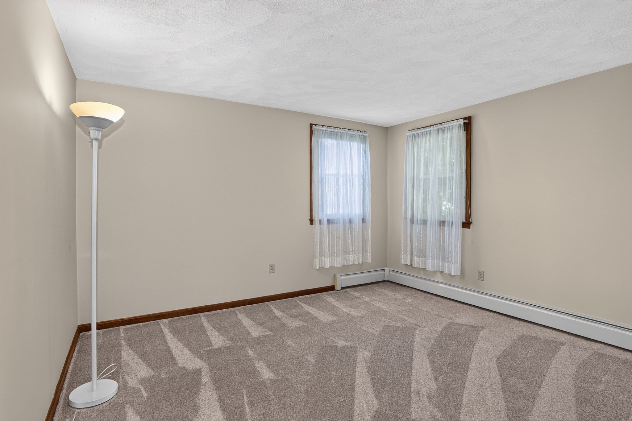 4 Goodwin Dr, Burlington, MA, 4 Goodwin Dr, Burlington, MA Photo #14