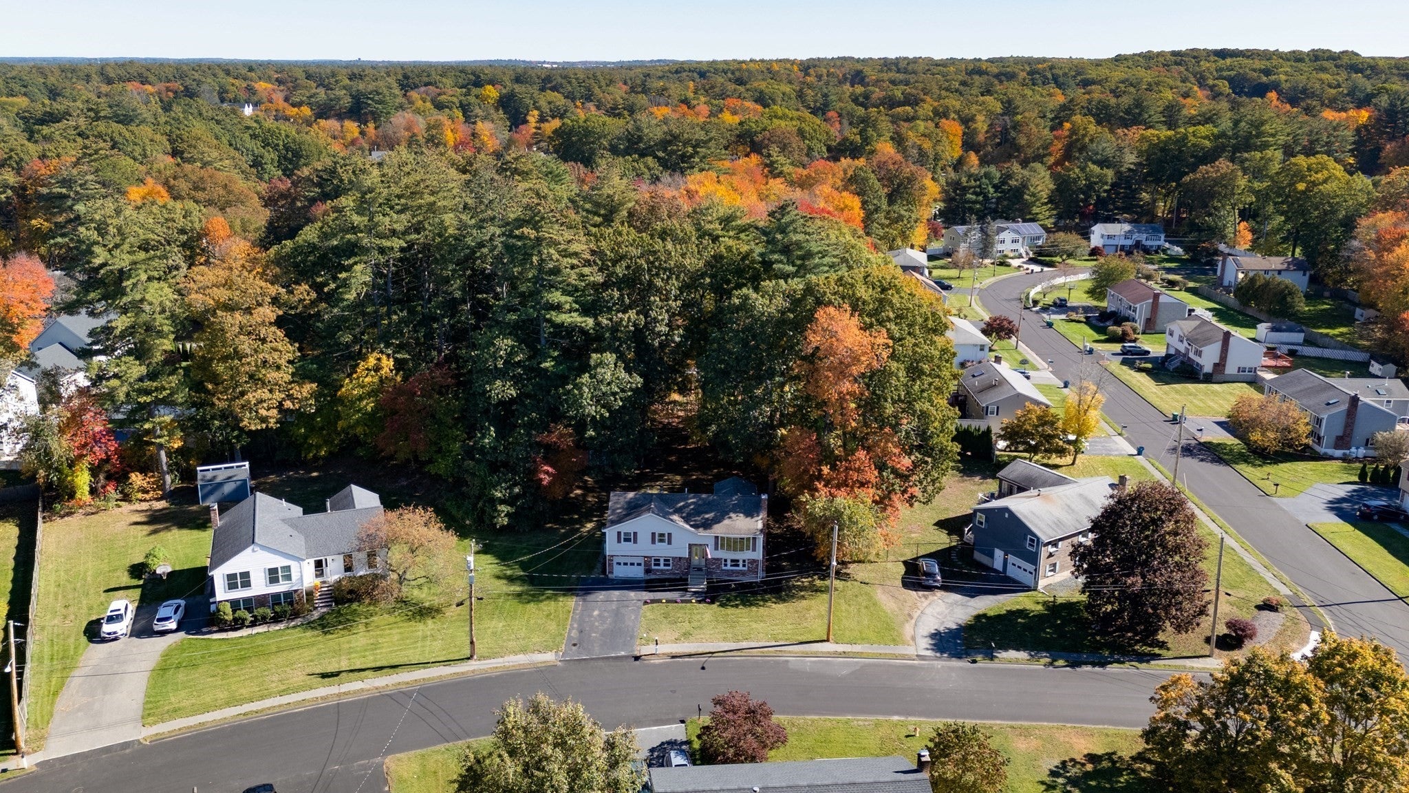 4 Goodwin Dr, Burlington, MA, 4 Goodwin Dr, Burlington, MA Photo #3