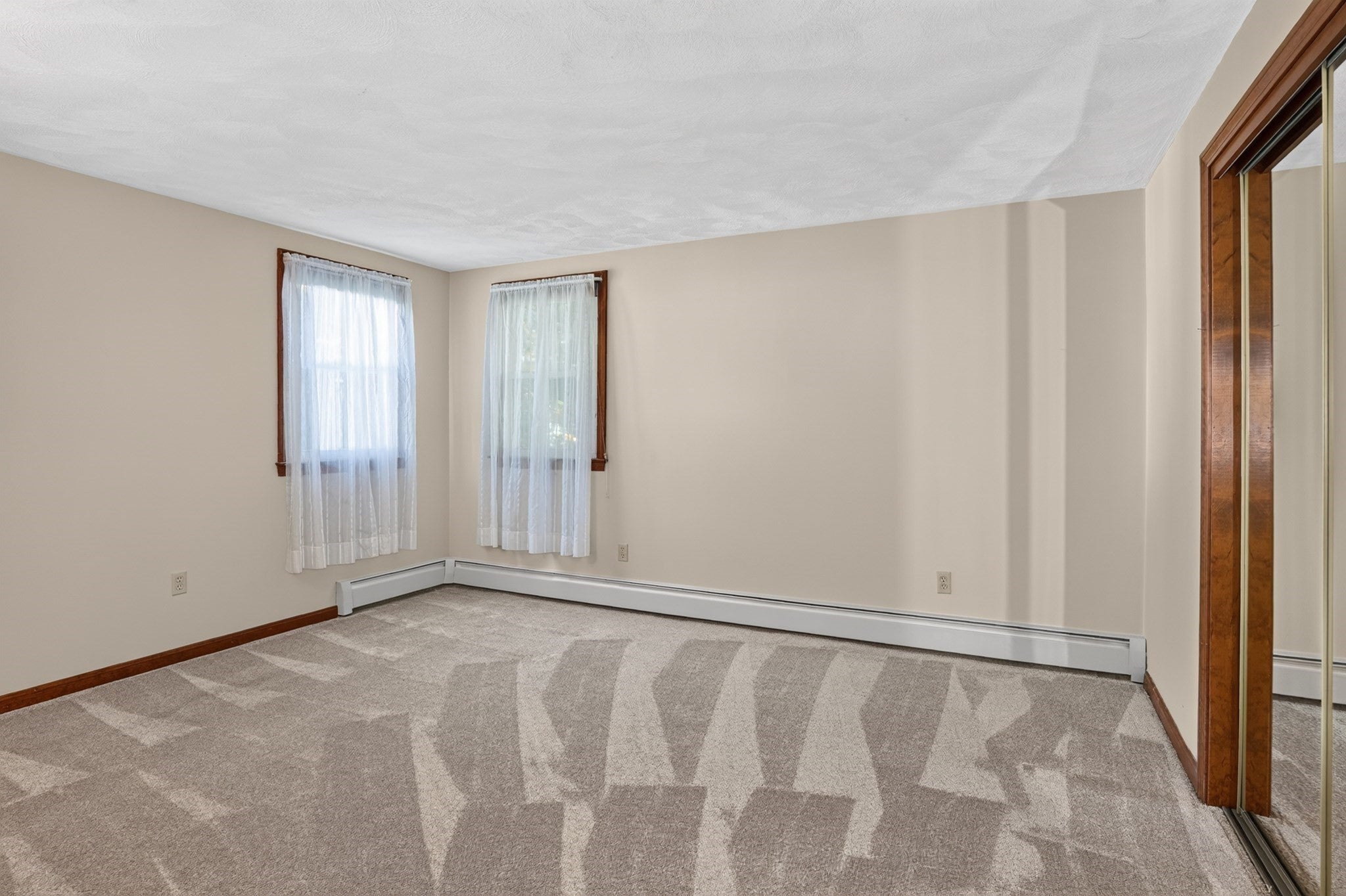 4 Goodwin Dr, Burlington, MA, 4 Goodwin Dr, Burlington, MA Photo #15