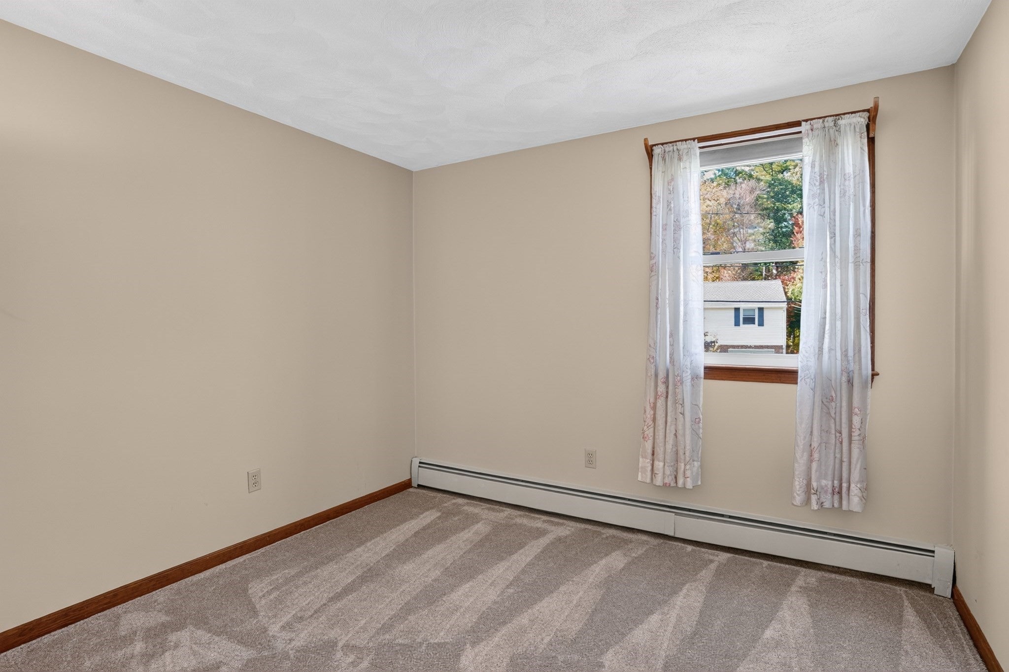 4 Goodwin Dr, Burlington, MA, 4 Goodwin Dr, Burlington, MA Photo #16