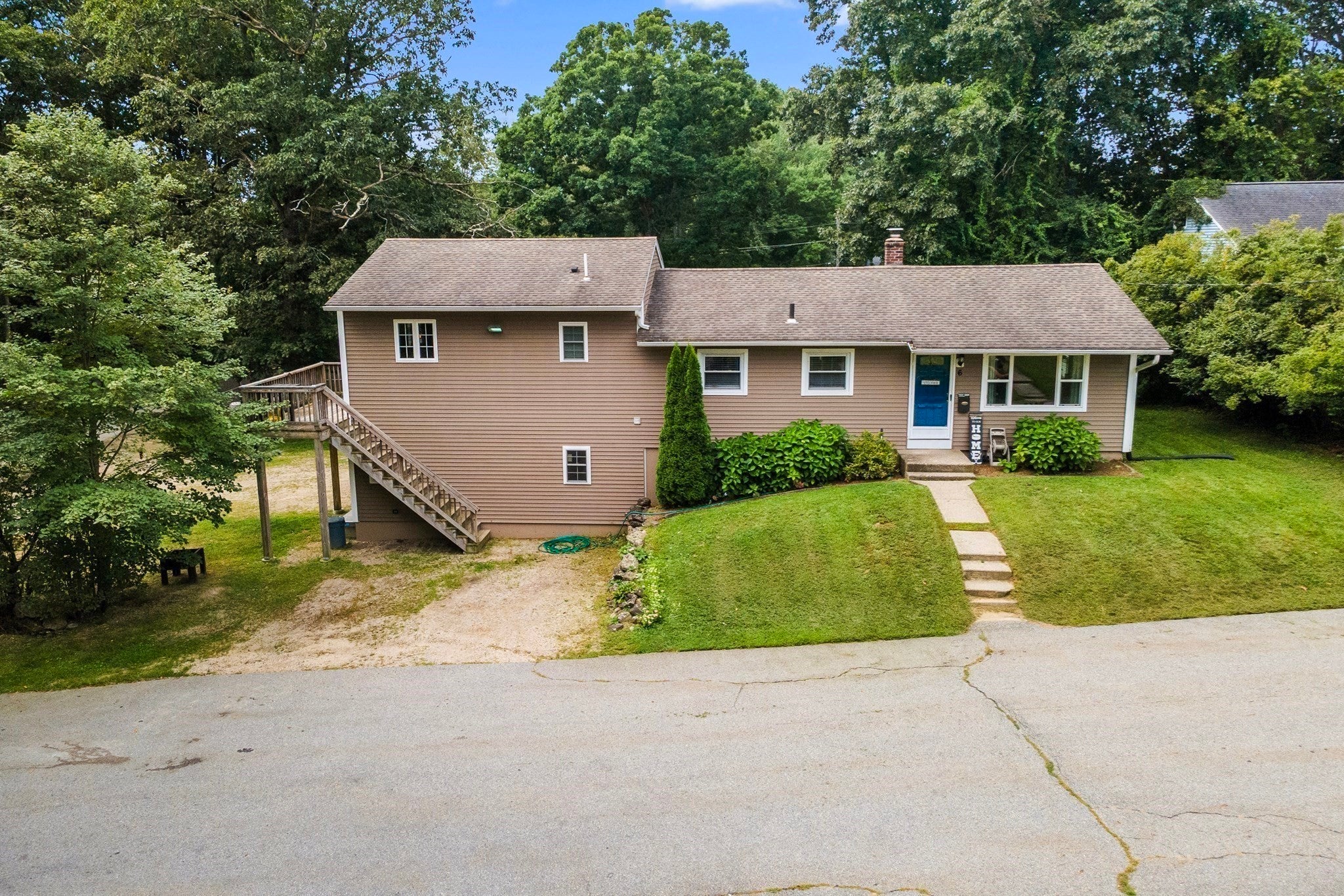 6-6A Pitcairn Ave